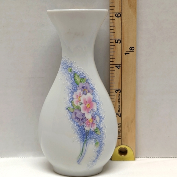 Vintage Porcelain MiniVase - Pink, Purple & Blue Flower Bouquet by Brinn's - VTG - Picture 6 of 6